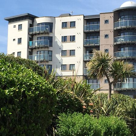 2Bed With Pool & Sea View Apartment Newquay  Bagian luar foto