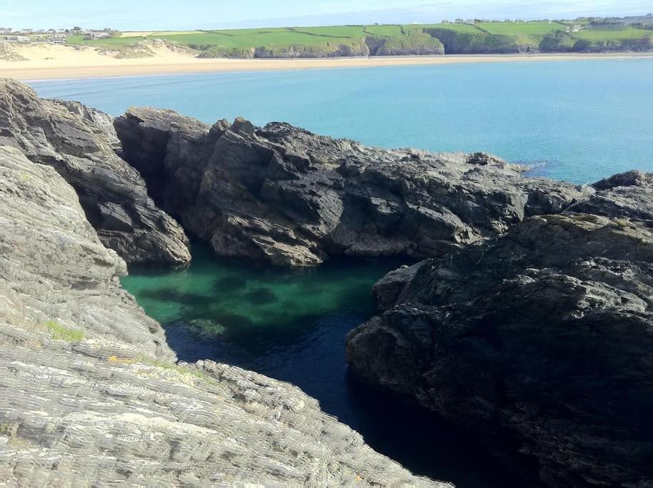 2Bed With Pool & Sea View Apartment Newquay  Bagian luar foto
