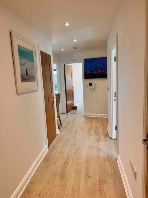 2Bed With Pool & Sea View Apartment Newquay  Bagian luar foto