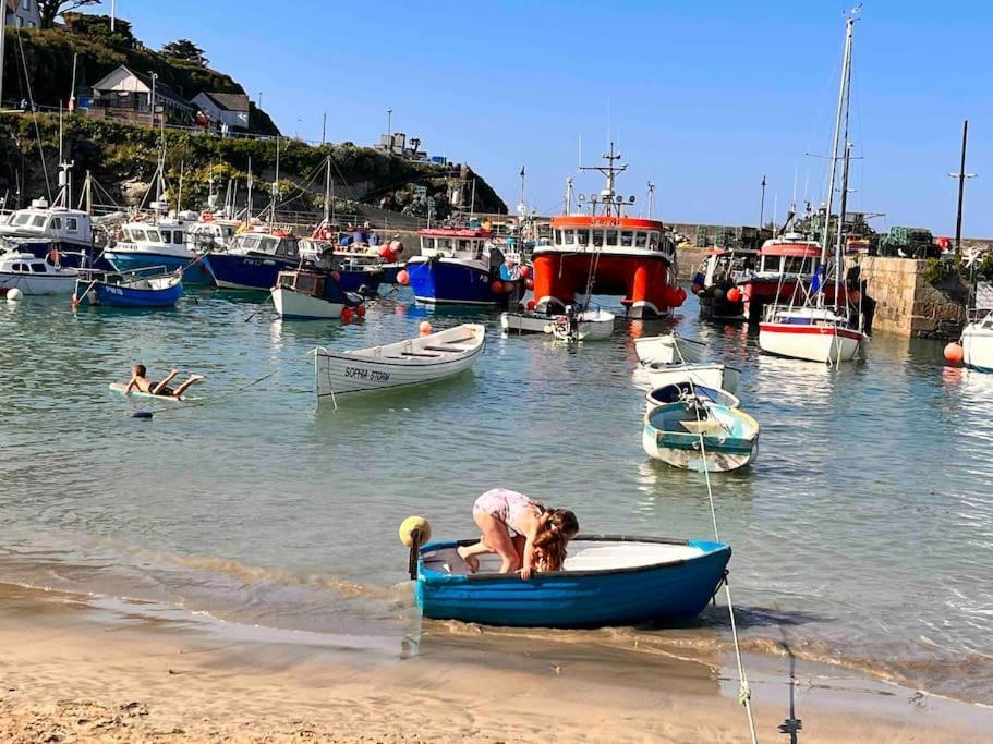 2Bed With Pool & Sea View Apartment Newquay  Bagian luar foto