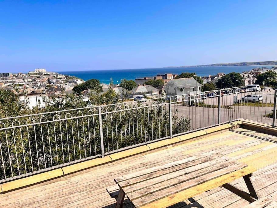 2Bed With Pool & Sea View Apartment Newquay  Bagian luar foto