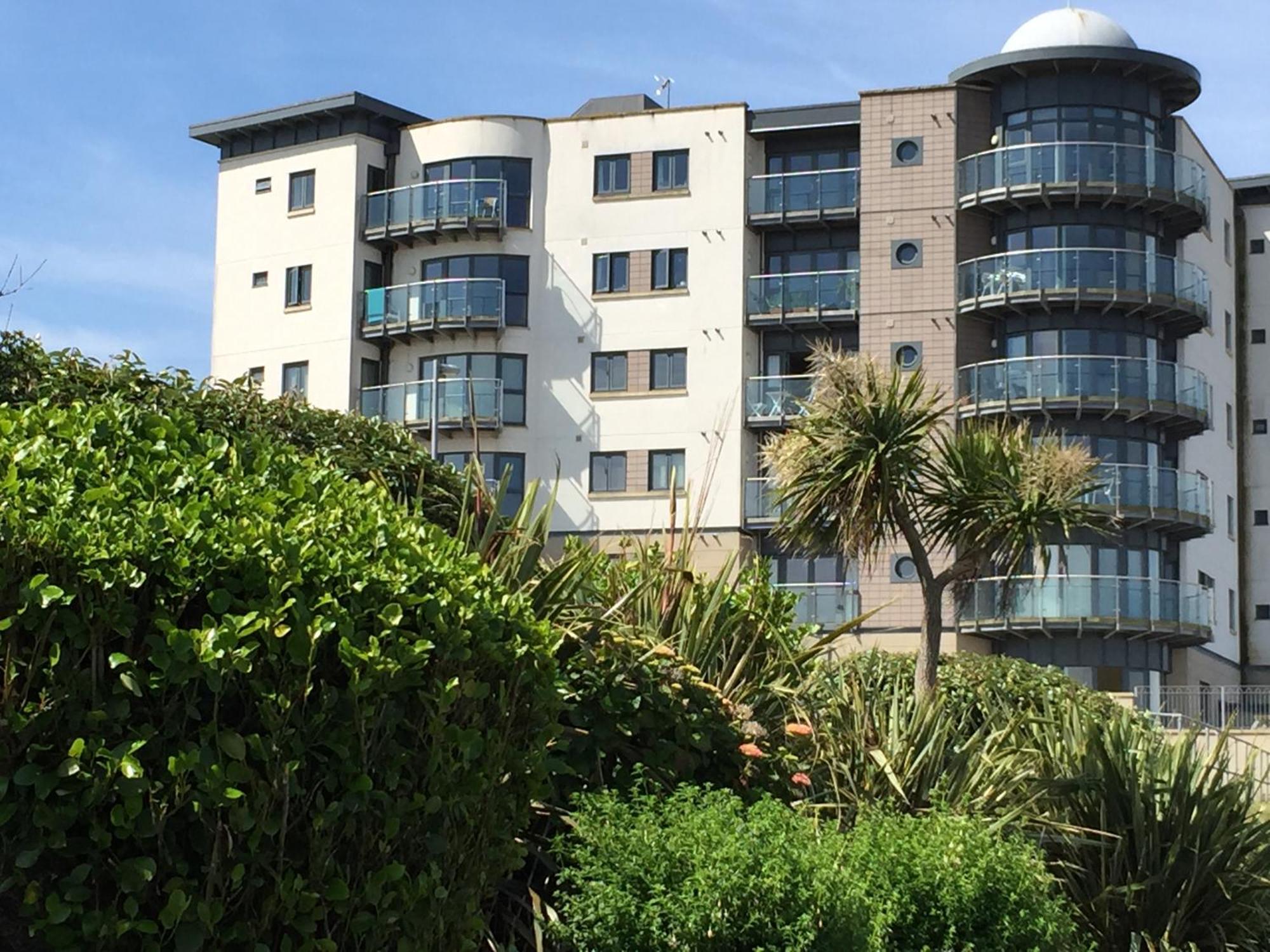 2Bed With Pool & Sea View Apartment Newquay  Bagian luar foto